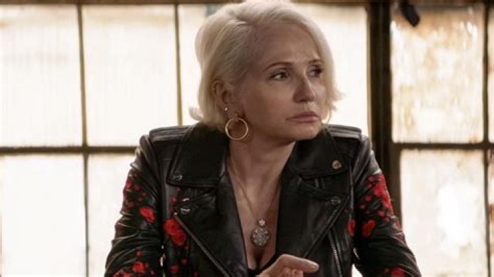 Why did Ellen Barkin sell her jewelry?