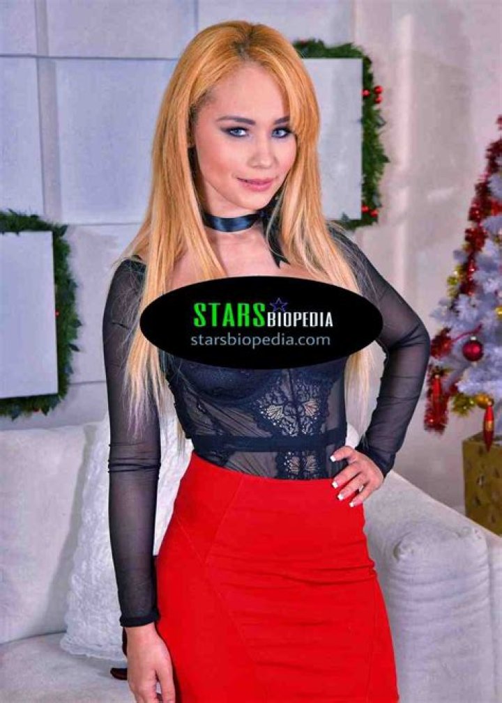 Wiki, bio, age, height, wife, kids, companies, cars