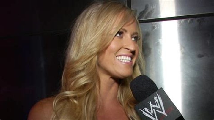 WWE's Summer Rae in Bathing Suit Says "It's Never My Loss" — Celebwell