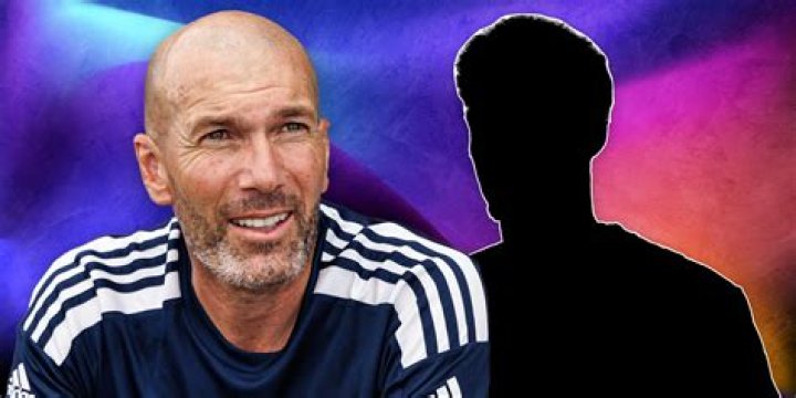 Zinedine Zidane Biography - Facts, Childhood, Family Life & Achievements